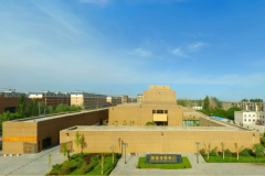 2022年的央视春晚跳舞诗剧《只此青绿》也源于《